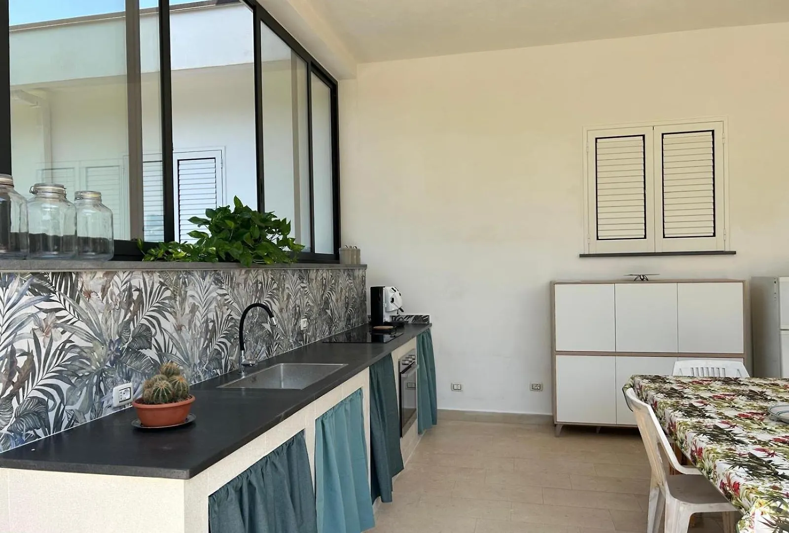 Villa Lucia Palermo 0*,  Italy